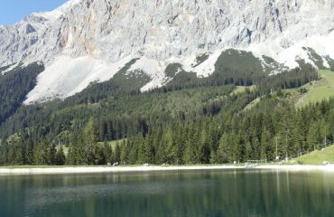 Zugspitze_Panorama_See