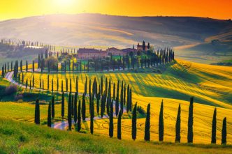 toskana-idylle-shutterstock_1383117128