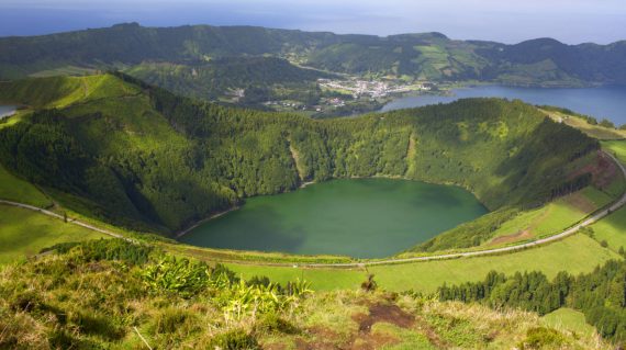 shutterstock_382561963