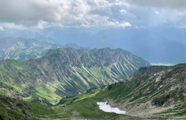 yuchen-dai-6RRKCrfDNzY-unsplash