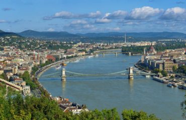 Budapest_shutterstock_720803446