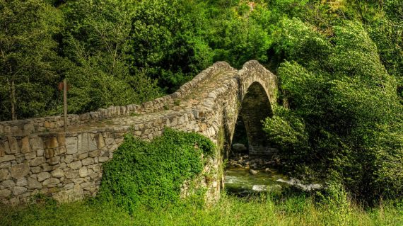 medieval-bridge-2228615