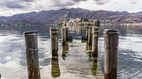 Ortasee_vincenzo-inzone-SrFZwUKOBjc-unsplash